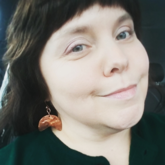 SOLD🎉HP🎉🌿 Hammered Copper Earrings - Picture 3 of 7